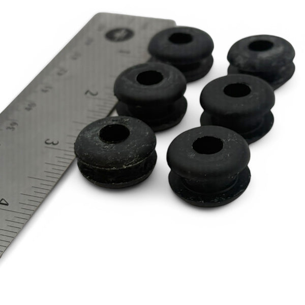 Fits 9/16" Hole - 3/16" Panel Thickness - 5/16" Center Hole - Rubber Grommet